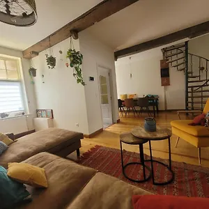 House Of Rosa-sophia Bed & Breakfast